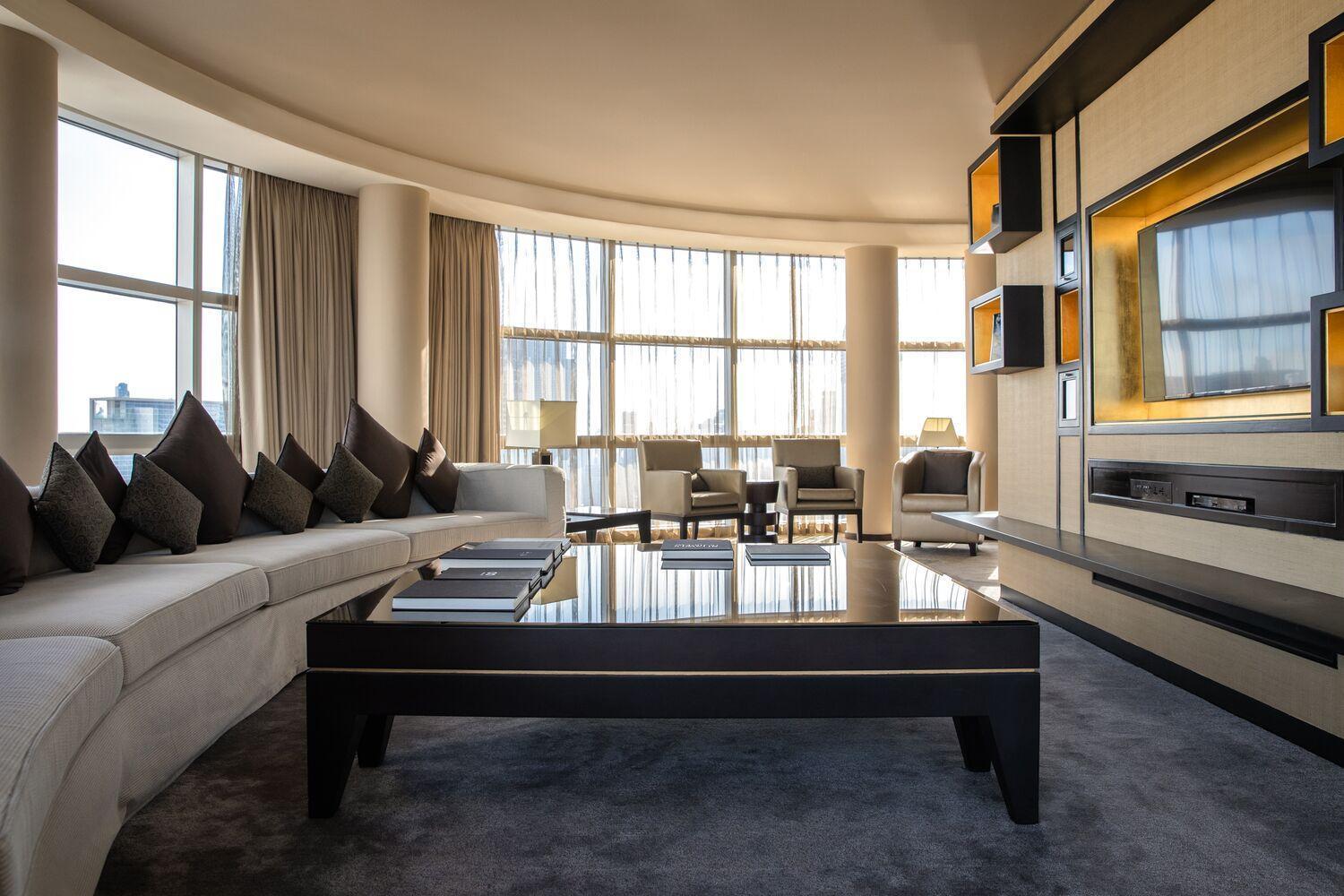 होटल Jumeirah Emirates Towers